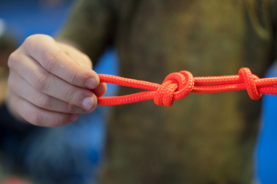 Know Your Knots: The Bowline Knot - SunnyScope